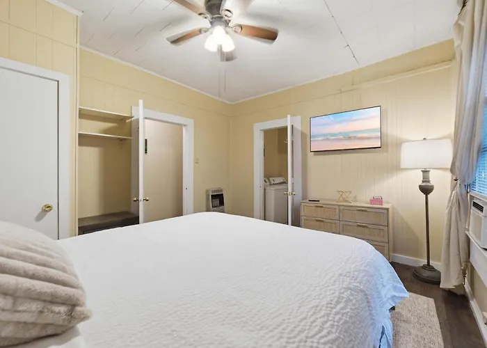 Hébergement de vacances Cozy 1br W Kitchen & Laundry