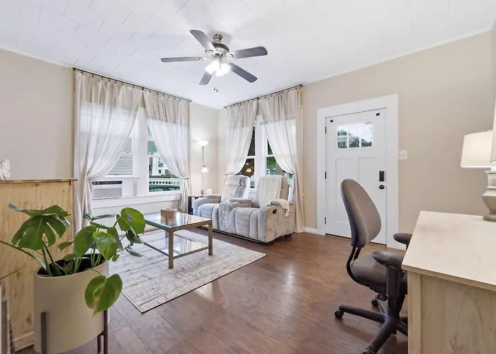 Cozy 1br W Kitchen & Laundry
