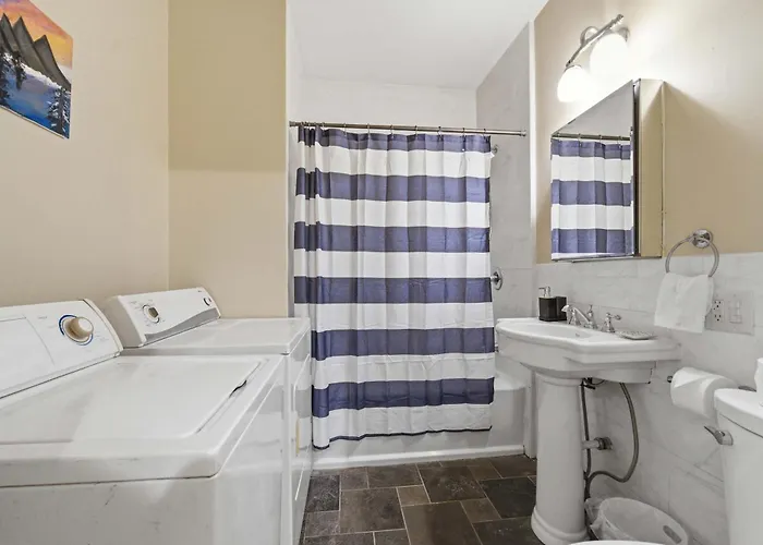 Cozy 1br W Kitchen & Laundry *